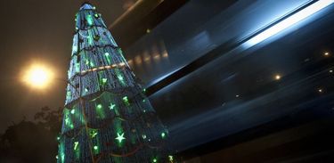 Decoração de Natal ilumina Brasília