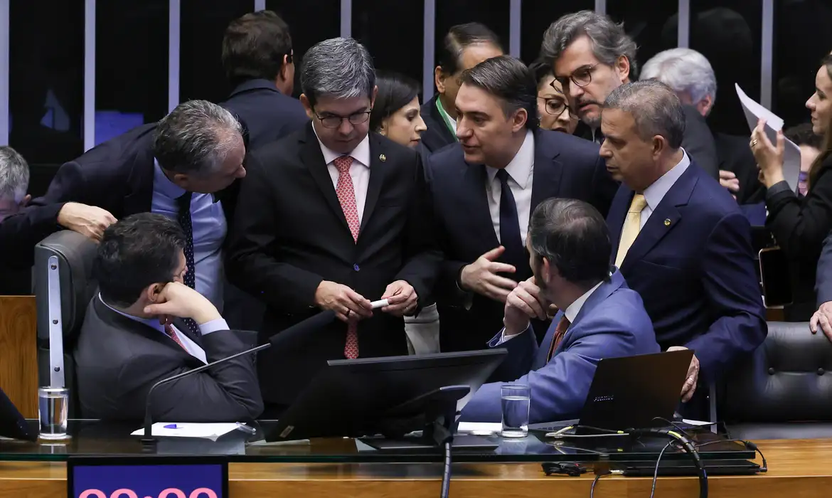 Lula Marques/Agência Brasil Brasília - 04/12/2025 - Sessão do Congresso Nacional que votou vetos e LDO. Foto Lula Marques/Agência Brasil