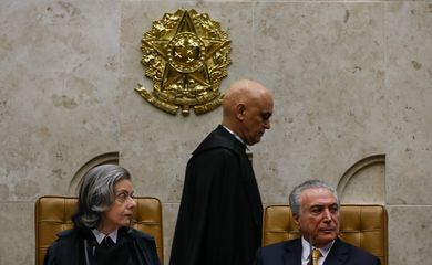 Brasília - O jurista Alexandre de Moraes toma posse no cargo de ministro do Supremo Tribunal Federal (STF). Moraes passa a ocupar a cadeira deixada por Teori Zavascki, morto em acidente aéreo (Beto Barata/PR)
