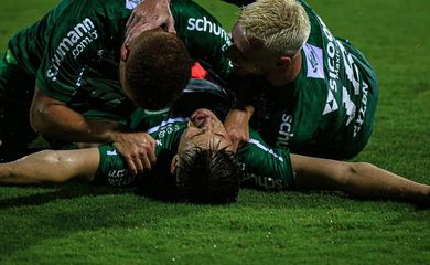 chapecoense, ponte preta, série b