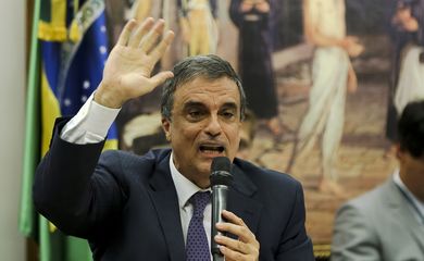 Brasília - O Advogado da AGU, José Eduardo Cardozo, durante reunião da comissão especial que analisa denúncia contra a presidenta Dilma, que vota o parecer do relator Jovair Arantes (Marcelo Camargo/Agência Brasil)