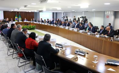 Brasília (DF), 31/10/2024 - Presidente da República, Luiz Inácio Lula da Silva, durante reunião com ministros e governadores. Foto: Valter Campanato/Agência Brasil