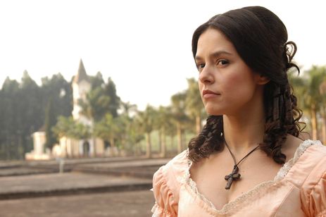 Bianca Rinaldi protagoniza a novela "A Escrava Isaura"