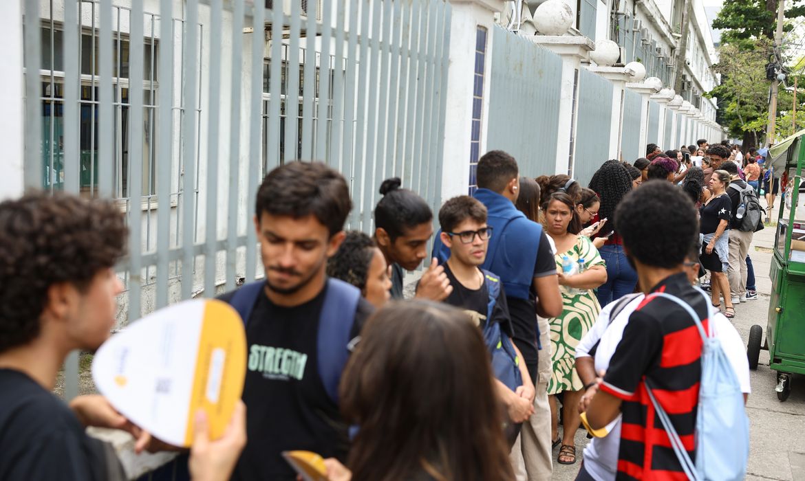 Enem 2026: prazo para pagamento da taxa de inscrição termina na quarta
