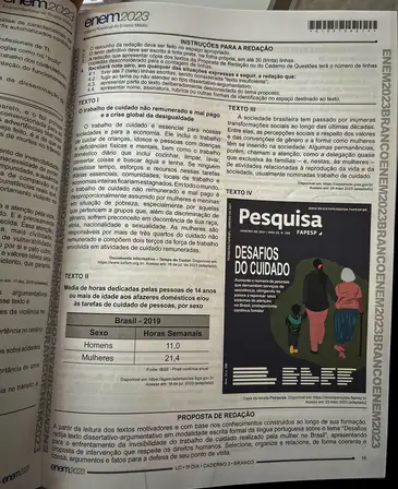 Inep aciona PF por suposto vazamento da prova de redação do Enem Foto passou a circular na internet após início da aplicação do exame Fonte Redes Sociais.