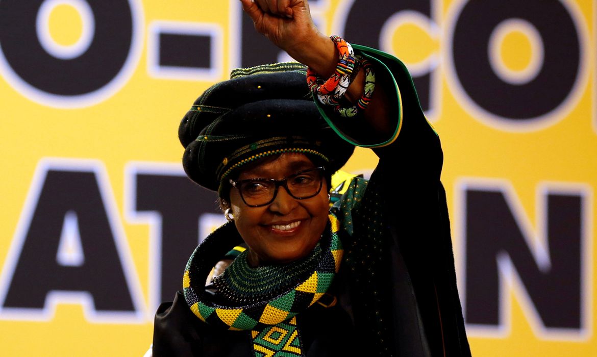 Morre na África do Sul ativista Winnie Mandela, aos 81 anos