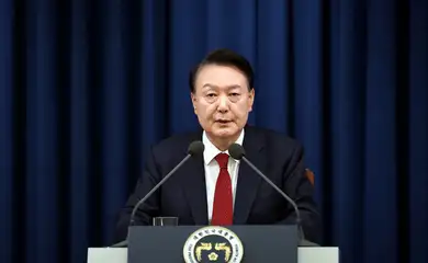 O presidente sul-coreano Yoon Suk Yeol em Seul, Coreia do Sul
03/12/2024
Gabinete presidencial/divulgação via Reuters/Proibida reprodução