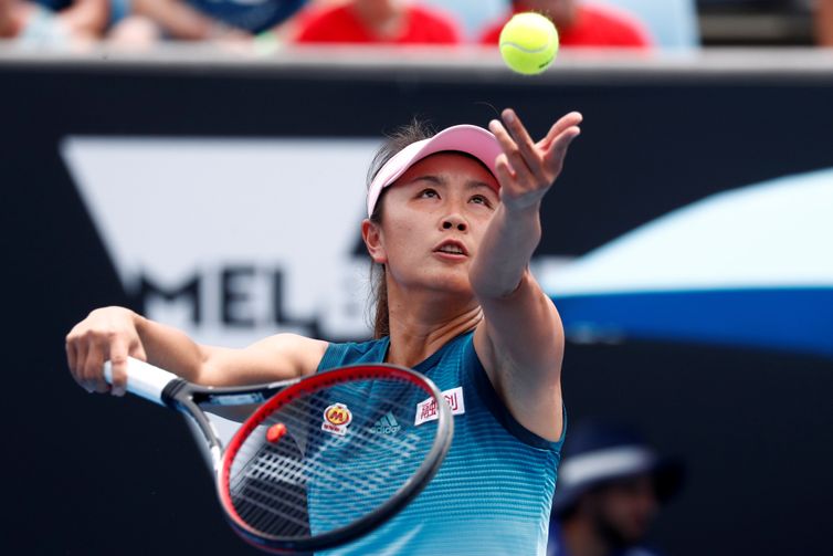 Onde está Peng Shuai? WTA suspende todos os torneios em território