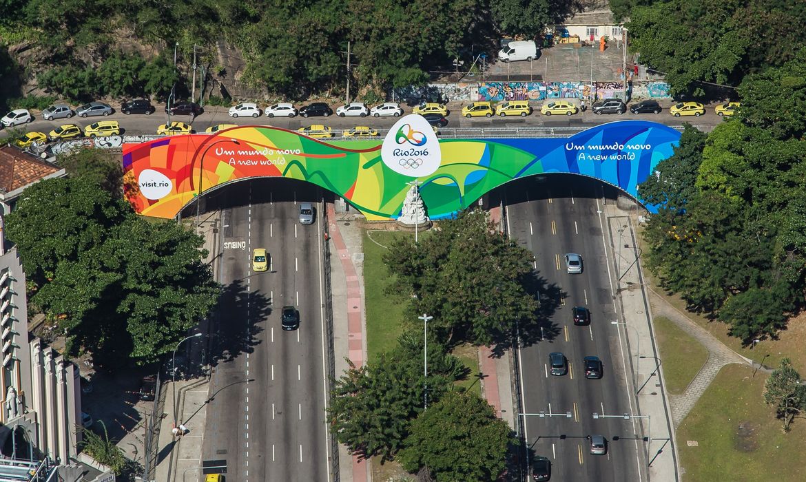 Túnel Novo é a primeira via do Rio a receber decoração olímpica especial 