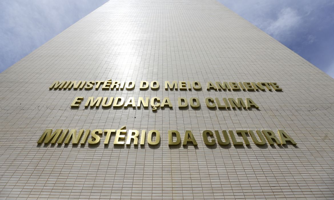 Brasília (DF), 10/04/2023 - Fachada do ministério da Cultura e ministério do Meio Ambiente e Mudança do Clima.