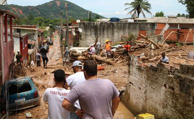 São Sebastião (SP), 22/02/2023, Casas destruídas em deslizamentos na Barra do Sahy após tempestades no litoral norte de São Paulo.