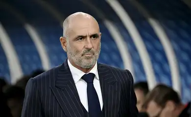 Técnico Michal Probierz em jogo da Polônia contra Finlândia
10/6/2025 Markku Ulander/Lehtikuva via REUTERS