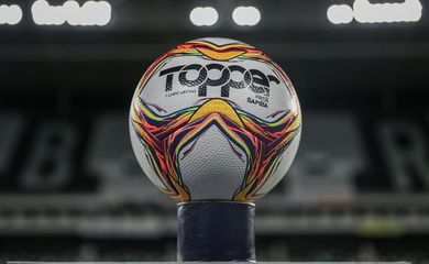 Bola Taça Rio - Rio de Janeiro - 28/06/2020 - Estádio Nilton Santos.

Fluminense enfrenta o Volta Redonda esta noite pela 4ª rodada da Taça Rio 2020.

