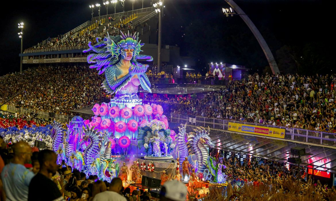 São Paulo (SP), 28/02/2025 - Carnaval 2025 - Sambódromo do Anhembi, desfile do Grupo Especial - EScola de Samba Colorado do Brás. Foto: Paulo Pinto/Agência Brasil