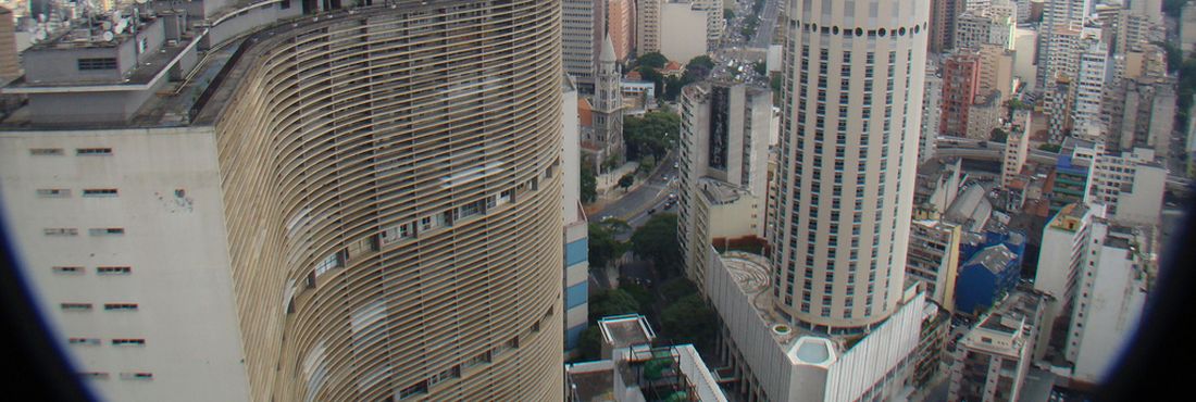 Edifício Copan, em São Paulo, projeto por Oscar Niemeyer.
