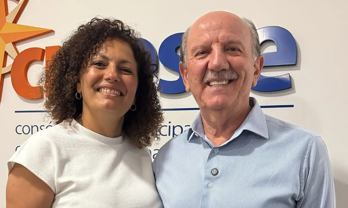 Barueri (SP), 09/04/2025 - Vice-Prefeita e o prefeito de Barueri, Dra. Claudia (PSB) e Beto Piteri (Republicanos). Foto: betopiteri/Instagram