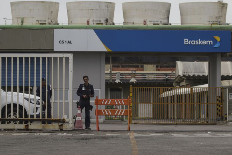 Joédson Alves/Agência Brasil Maceió (AL) 17/12/2023 – Entrada principal da mineradora Braskem, que está com rompimento na mina n°18 na lagoa de Mundaú Foto: Joédson Alves/Agência Brasil