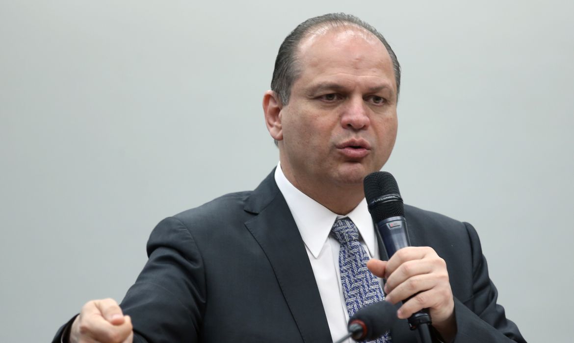 Brasília - O ministro da Saúde, Ricardo Barros, participa de audiência pública na Comissão Mista de Planos, Orçamentos Públicos e Fiscalização (Antonio Cruz/Agência Brasil)