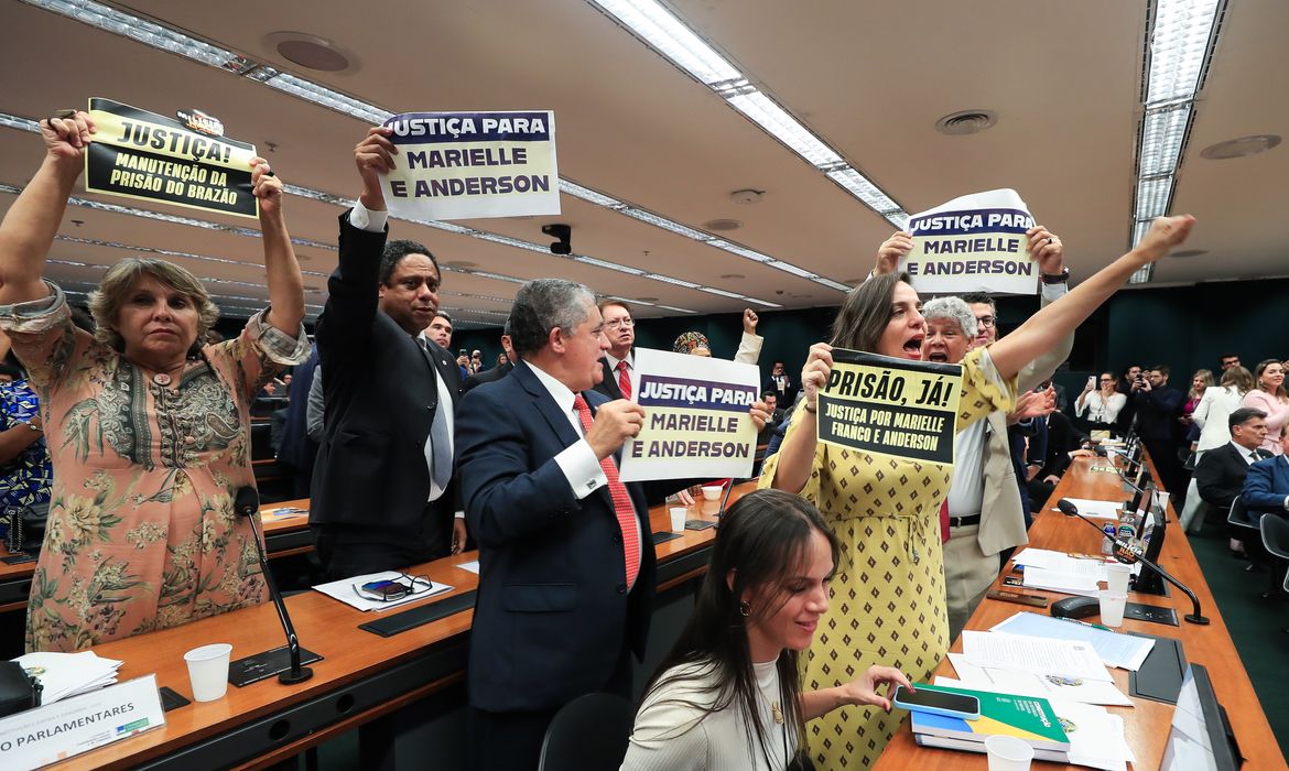 CCJ da Câmara aprova prisão de Chiquinho Brazão; plenário vai votar |  Agência Brasil