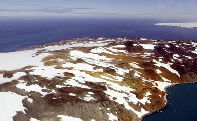 Vista aérea da Península Antártica