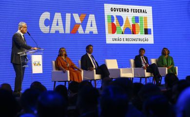 Ministro da Casa Civil, Rui Costa, durante cerimônia de abertura da reunião de gestores da rede de atendimento da Caixa.