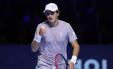 Tennis - ATP 500 - Swiss Indoors Basel - St. Jakobshalle, Basel, Switzerland - October 25, 2025 Brazil's Joao Fonseca in action during his semi-final match against Spain's Jaume Munar REUTERS/Pierre Albouy