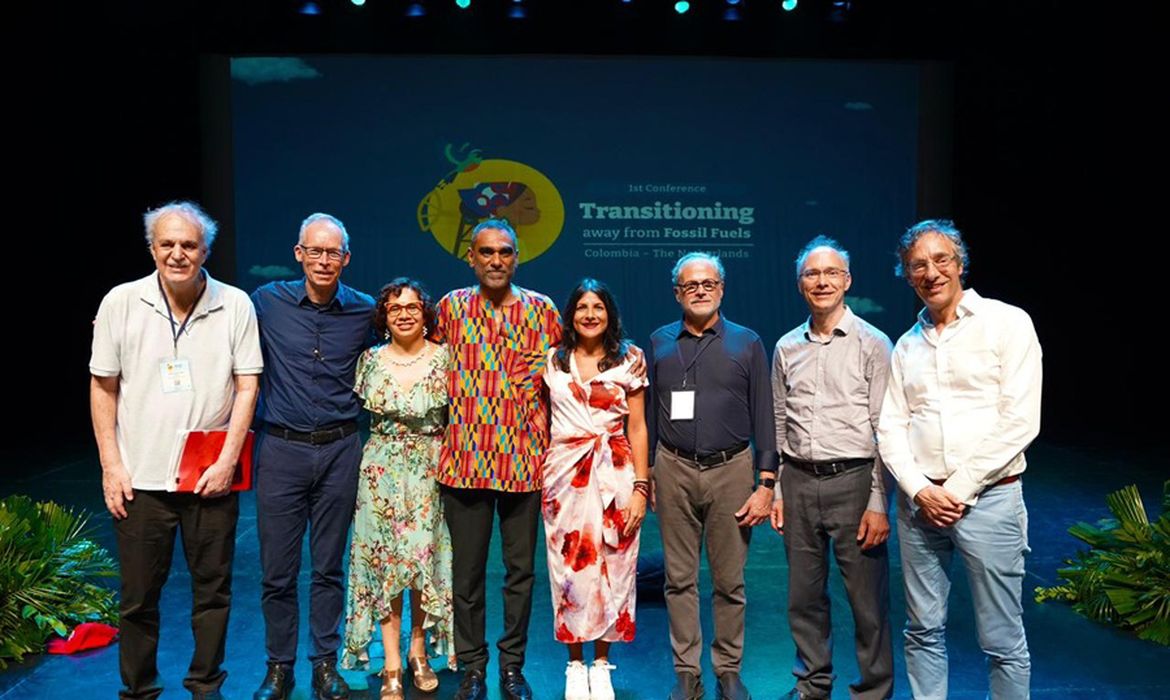 Santa Marta, 25/04/2026 - Um grupo de cientistas de diferentes áreas – como clima, economia e tecnologia – anunciou a criação do Painel Científico para a Transição Energética Global (SPGET) neste sábado (25), durante a Primeira Conferência Internacional sobre a Transição para Longe dos Combustíveis Fósseis. Foto: SPGET/Divulgação