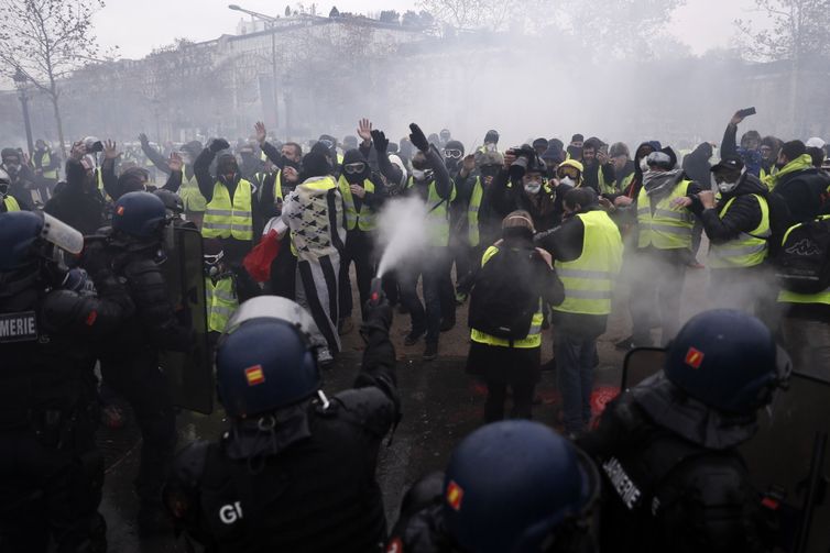 Paris, protestos, Coletes amarelos