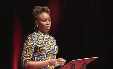 Bienal do Livro começa no Rio nesta sexta com Chimamanda Ngozi Adichie