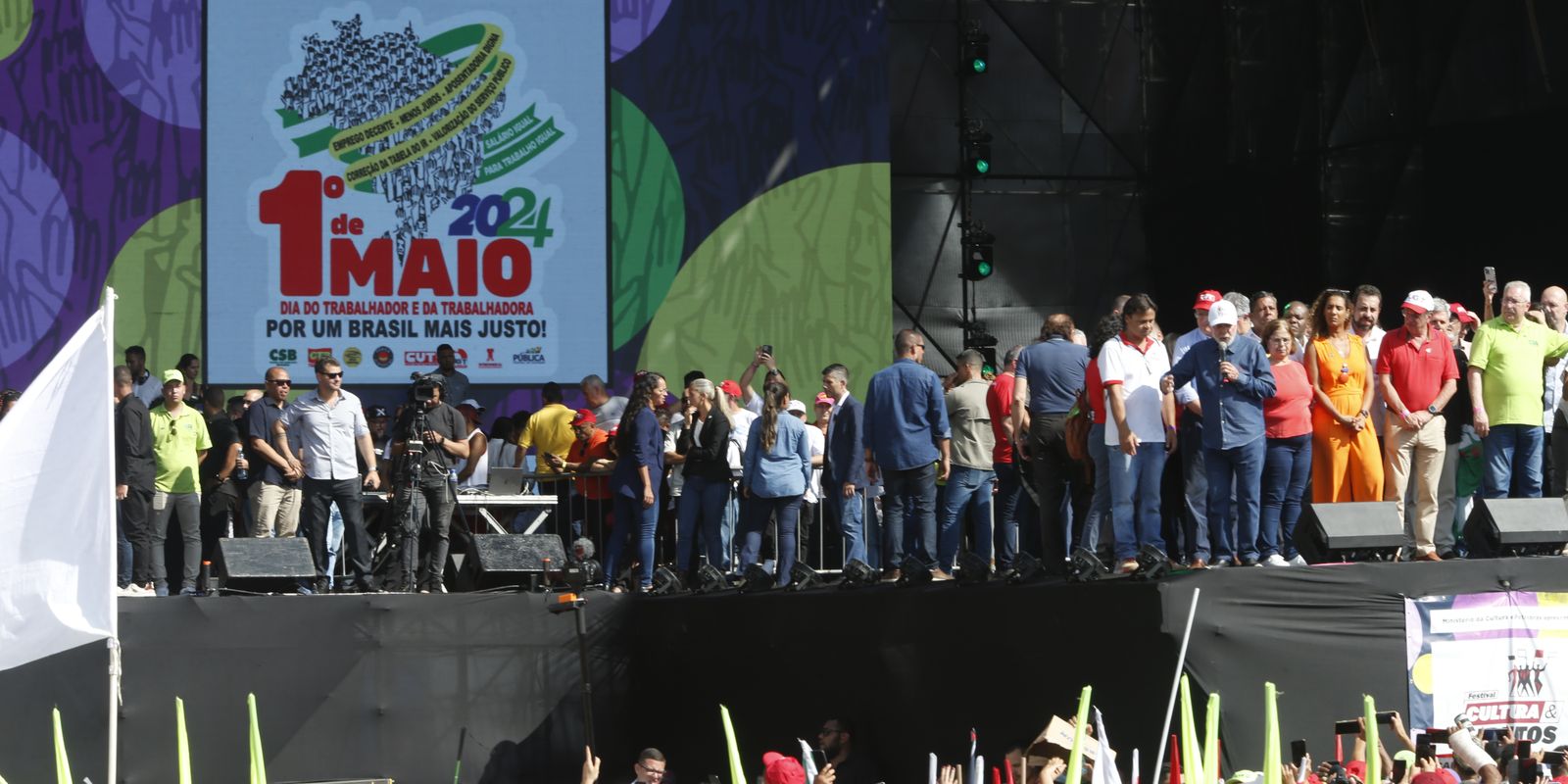 Dia do Trabalhador: Lula participa do ato público em São Paulo