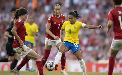 seleção Feminina Principal - Brasil 1 x 2 Dinamarca - amistoso - em 24/06/20222