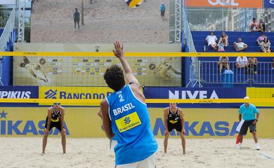 A Praia de Copacabana recebe de hoje (02) até domingo (06) etapa do circuito mundial de vôlei de praia (Rio Open), que servirá como evento-teste para os Jogos Olímpicos e Paralímpicos 2016 (Tânia Rêgo/Agência Brasil)