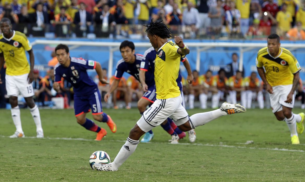 Colômbia goleia Japão por 4 a 1 (Thanassis Stavrakis/AP/Direitos Reservados)
