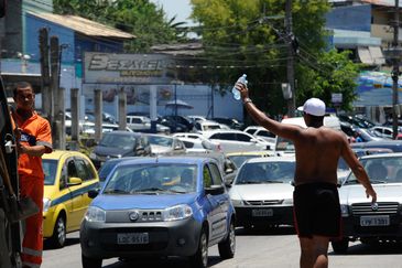 Rio de Janeiro - Pelo segundo dia consecutivo, o Rio bateu recorde de calor em 2014