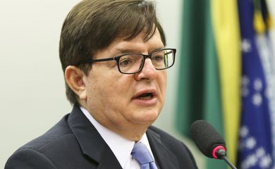 Brasília - O corregedor-geral da Justiça Eleitoral, ministro Herman Benjamin, durante audiência pública da Comissão Especial da Reforma Política, na Câmara dos Deputados (Marcelo Camargo/Agência Brasil)