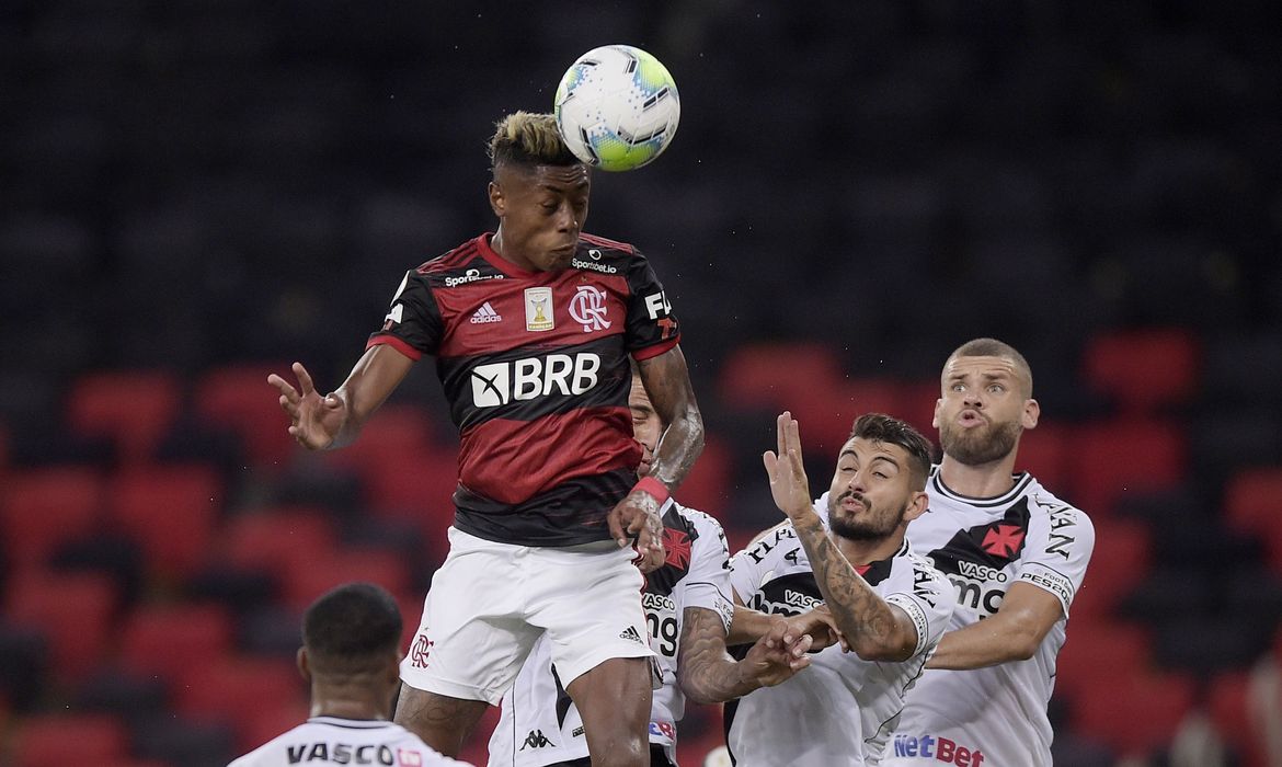 Flamengo vence Vasco