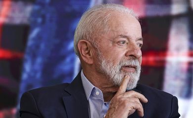 Lula propõe feriado nacional em 2 julho