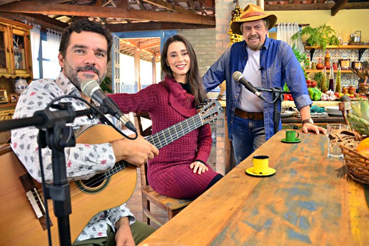 Duo Música de Interior e Paulinho Del Ribeiro