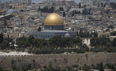 Vista aérea da Esplanada das Mesquitas, em Jerusalém. O local, que abriga o Muro das Lamentações e a Mesquita de Al Aqsa é sagrado para muçulmanos, judeus e cristãos. 