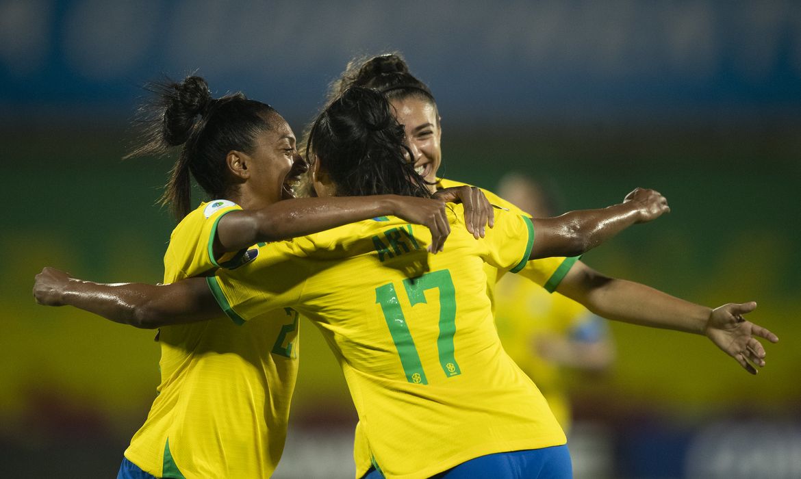 Brasil vence Colômbia e vai à final da Copa América Feminina