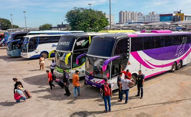 Brasília (DF) 24/02/2025 - Ônibus apreendidos pela ANTT em operação acompanhada pelo Caminhos da Reportagem.
Frame TV Brasil