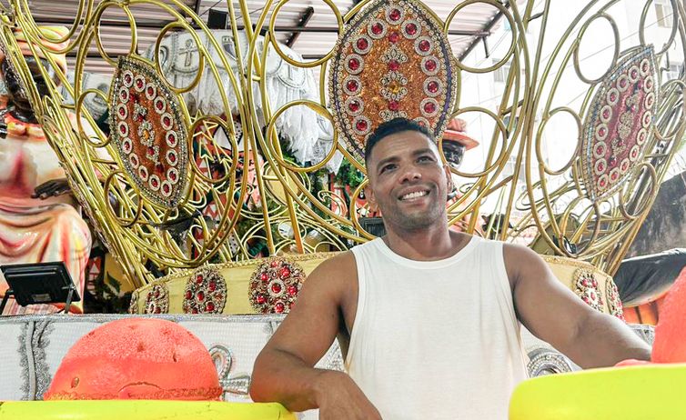 Rio de Janeiro (RJ), 12/02/2026 – Carnavalesco da Estácio de Sá, Marcus Paulo - Escolas da Série Ouro do Rio terão competição acirrada pelo campeonato.  Foto: w7produções/Divulgação