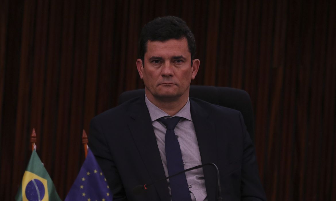 O ministro da Justiça e Segurança Pública, Sergio Moro, durante cerimônia de abertura do Seminário Internacional Fake News e Eleições, no TSE.