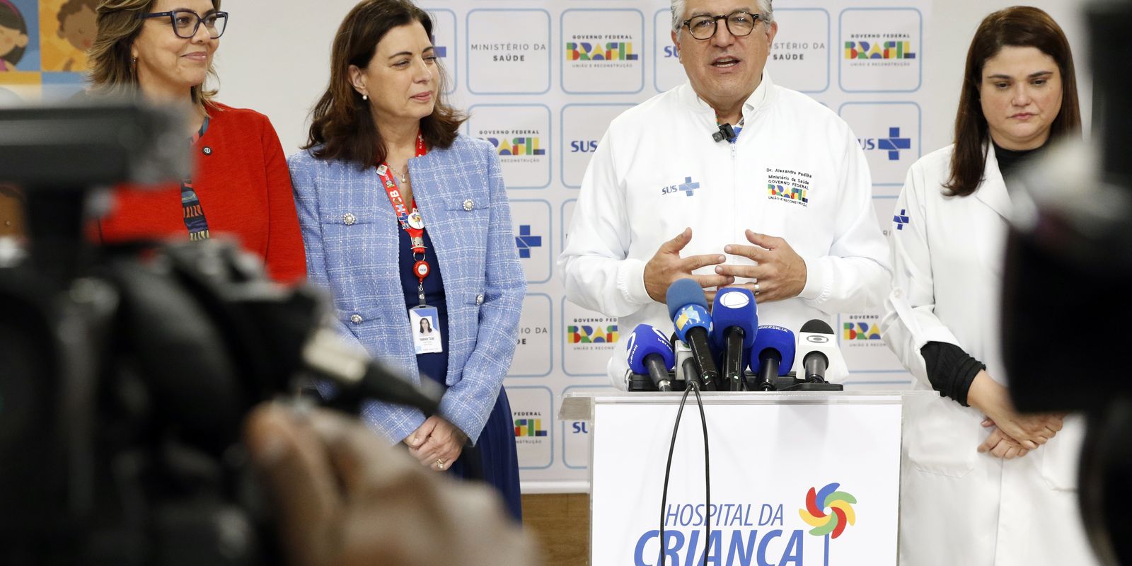 Remédio de R$ 7 milhões deve atender mais de 100 pacientes com AME Remédio de R$ 7 milhões deve atender mais de 100 pacientes com AME