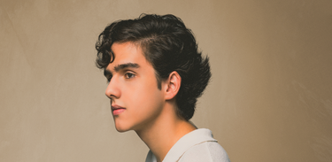 Caike Souza, cantor pernambucano