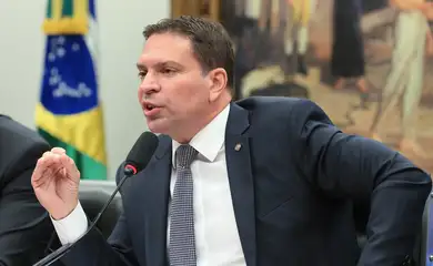 Brasília (DF), 07/05/2025  - Reunião da Comissão de Constituição e Justiça e de Cidadania (CCJ) da Câmara para votar requerimento que pede a suspensão de ação penal contra o deputado Ramagem. Foto: Lula Marques/Agência Brasil