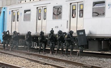 Forças de segurança realizam exercício integrado para as Olimpíadas na estação de trem de Deodoro (Divulgação/Governo do Rio de Janeiro)