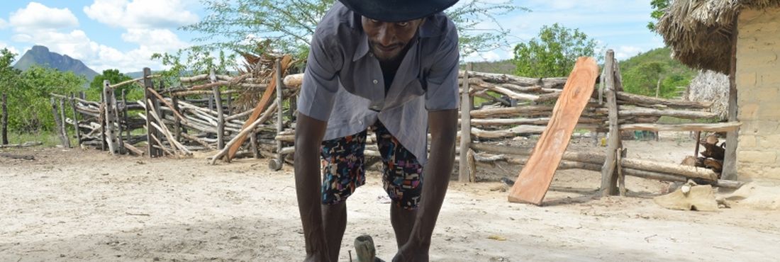 Quilombo Kalunga, Comunidade Vão das Almas. Na foto, o lavrador Rosalino Fernando dos Santos, 45 anos