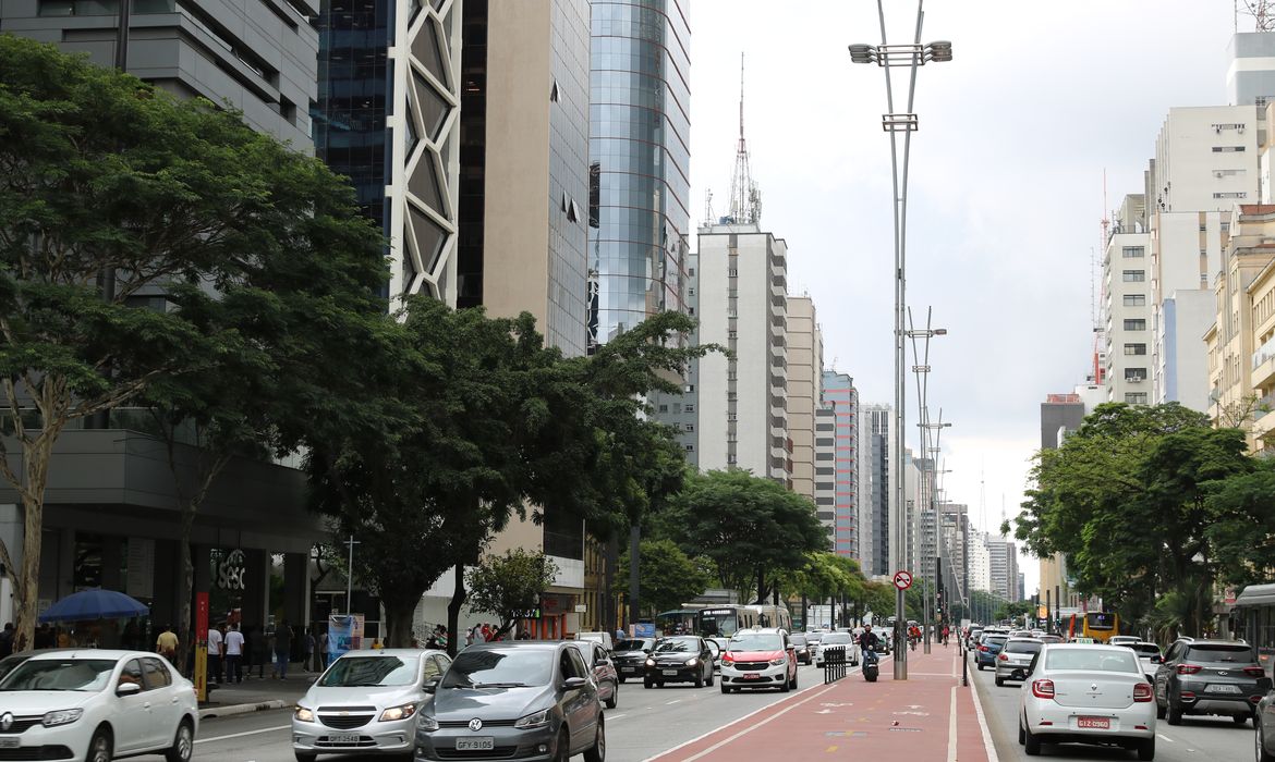 Avenida Paulista completa 129 anos.