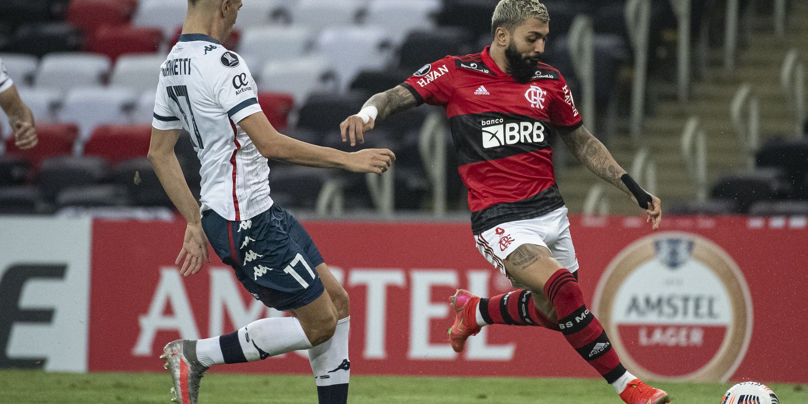 Ex-Flamengo, lateral Isla é anunciado pelo Independiente - Cidades Na Web